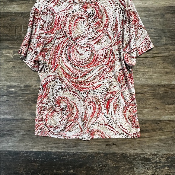 JM Collection Red Graphic Relaxed Blouse - Picture 2 of 10